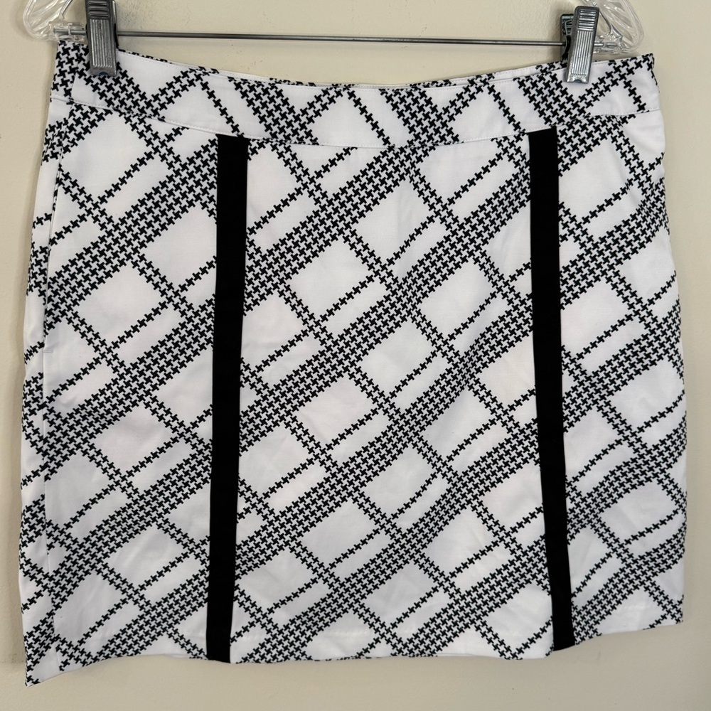 Gyn skort preppy monochrome black & white side zip white shorts stretchy SZ 10